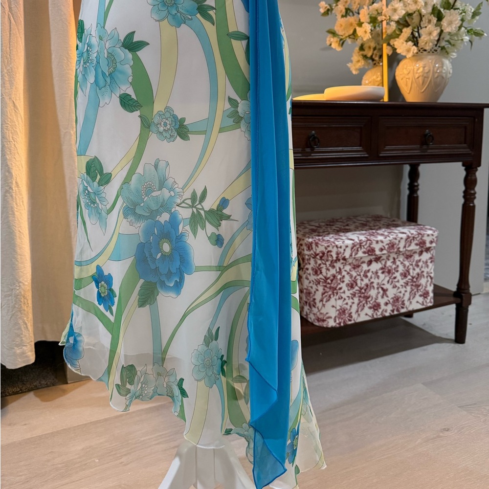 Y2K XOXO Asymmetrical Dress with Blue Floral Design - Picture 2 of 6